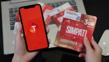 Telkomsel integrasikan Mode Dasar Instagram (Instagram Basic Mode) untuk pelanggan SIMPATI, yang memungkinkan pelanggan tetap terhubung dengan fitur inti dan komunitas di Instagram saat sisa kuota mencapai nol, yang tersedia sejak 13 Februari 2026.