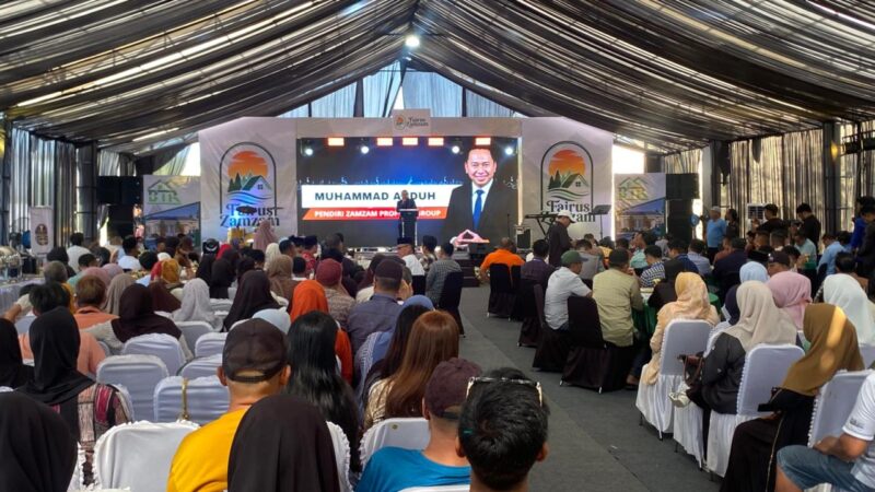 Suasana saat launching Fairus Zamzam
