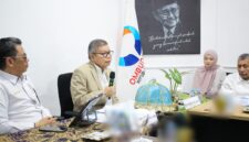 Anggota Komisi II sekaligus Badan Anggaran (Banggar) DPR RI, Taufan Pawe, saat memberikan penjelasan dalam rangka kunjungan kerja pengawasan di Kantor Ombudsman Sulsel, Senin, 27 April 2026.