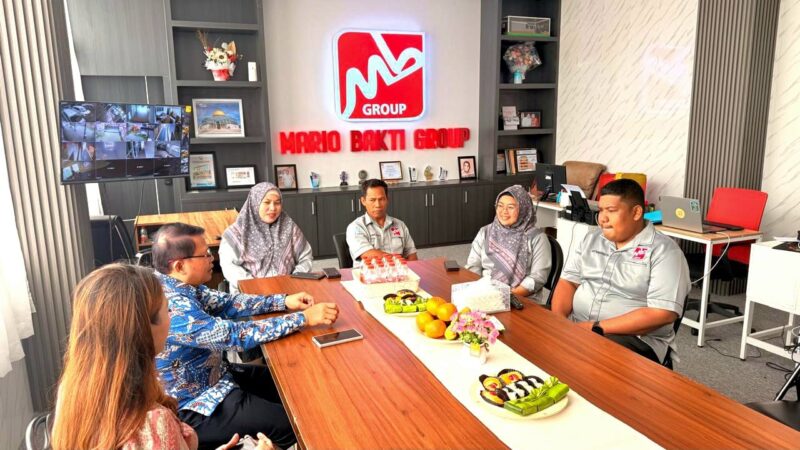 Area Head III BNI Wilayah 07, Fudjiatmoko, mengunjungi Kantor Mario Bakti Group, lantai 3 di Jalan Ganggawa, kota Parepare, dalam rangka silaturahmi perkuat kerjasama bisnis perumahan