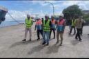 Anggota komisi VI DPR RI dari fraksi Partai Keadilan Sejahtera (PKS) Ismail Bachtiar didampingi Juru bicara PKS Parepare, Sappe bersama dengan Branch Manager (BM) PT Pelindo Multi Terminal Branch Parepare, Beny 