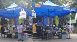 Berdiri tenant The Siolo Clothing and Design di kawasan pantai ujung Batu kabupaten Barru