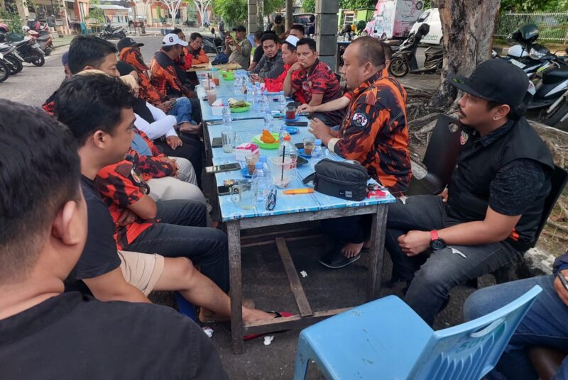 Suasana konsolidasi yang dipimpin langsung ketua MPC Parepare, Fadly Agus Mante
