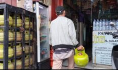 Warga Keluhkan Gas Elpiji 3 Kg Langka di Pangkalan
