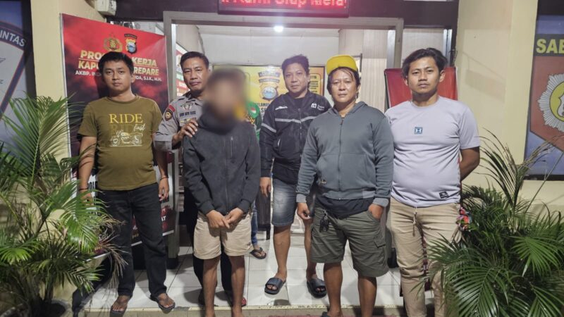 Wajah terduga pelaku disamarkan saat dimankan aparat Polsek Ujung Polres Parepare