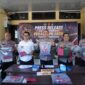 Aparat Polisi memperlhatkan Barang Bukti hasil kejahatan dalam pengungkapan kasus hasil operasi pekat lipu 2026 di Mapolres Parepare