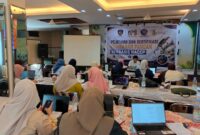 Suasana peserta antusias mengikuti pelatihan kompetensi ahli gizi yang digelar DPD Gapembi Parepare di aula Carlos