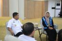 (Kanan) Manager PLN UP3 Mattirotasi Parepare, Adryani saat melakukan audince dengan (kiri) Wali kota Tasming Hamid terkait pemadaman bergilir di Parepare