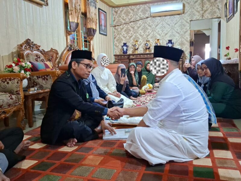Suasana proses akad nikah campuran WNA dan WNI