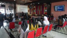 Suasana bincang santai Imigrasi bersama dengan media